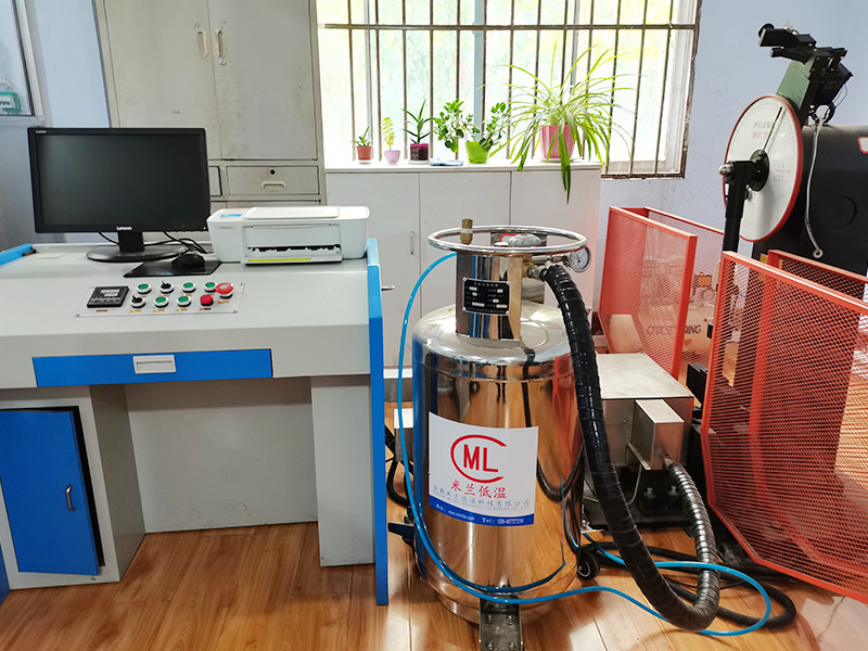 沖擊功試驗機